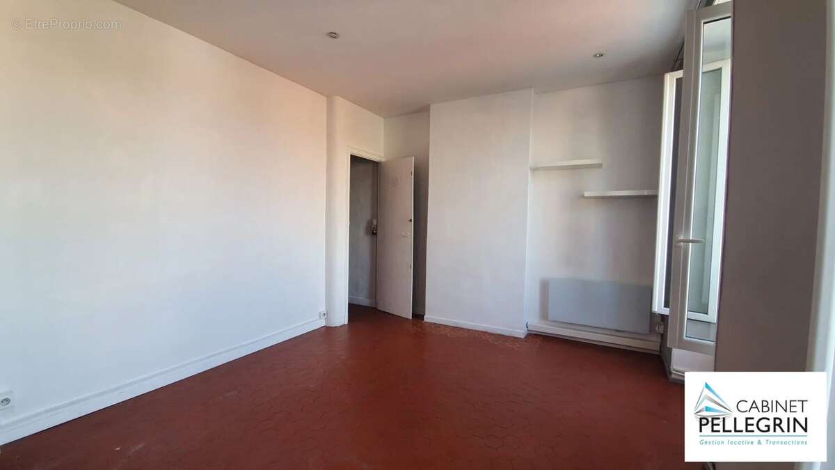 Appartement à MARSEILLE-12E