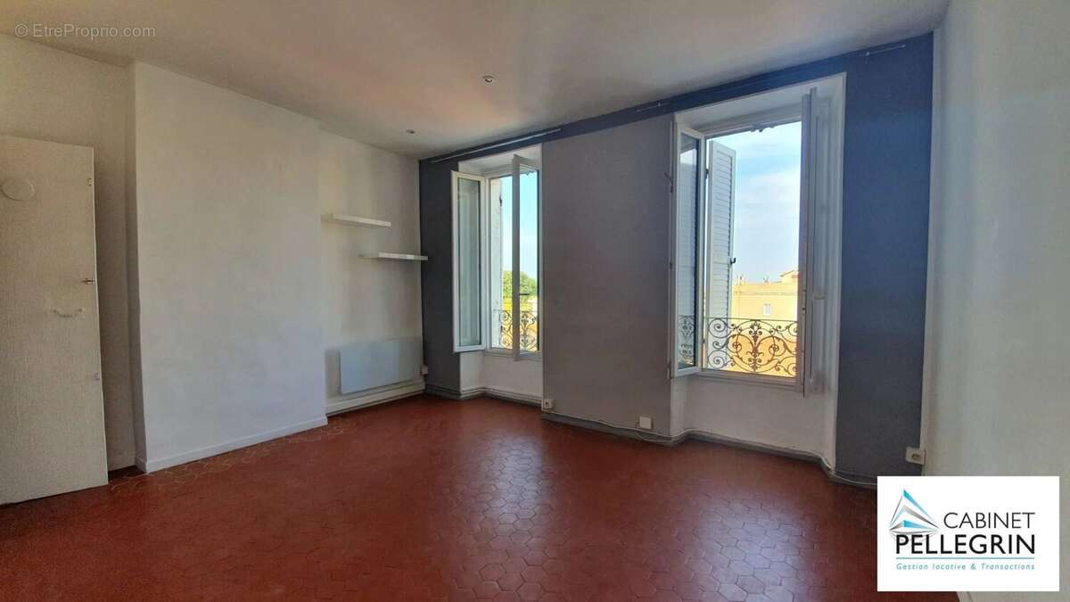 Appartement à MARSEILLE-12E