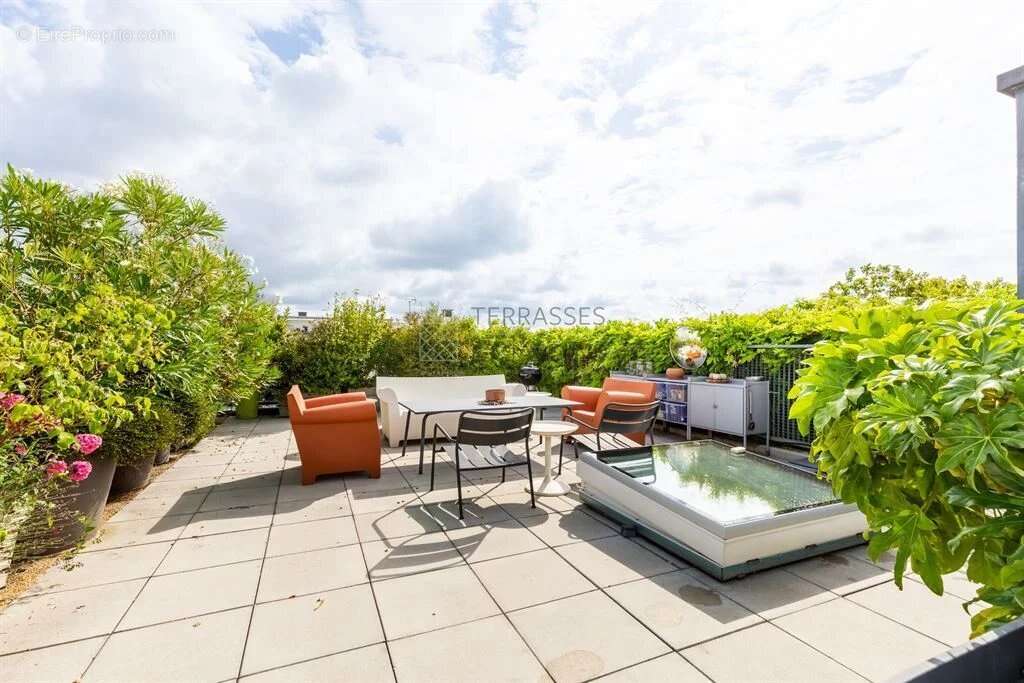 Appartement à IVRY-SUR-SEINE