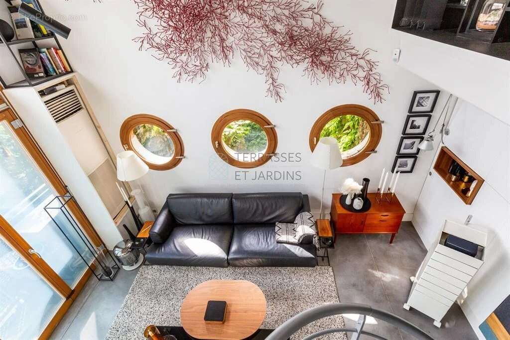 Appartement à IVRY-SUR-SEINE