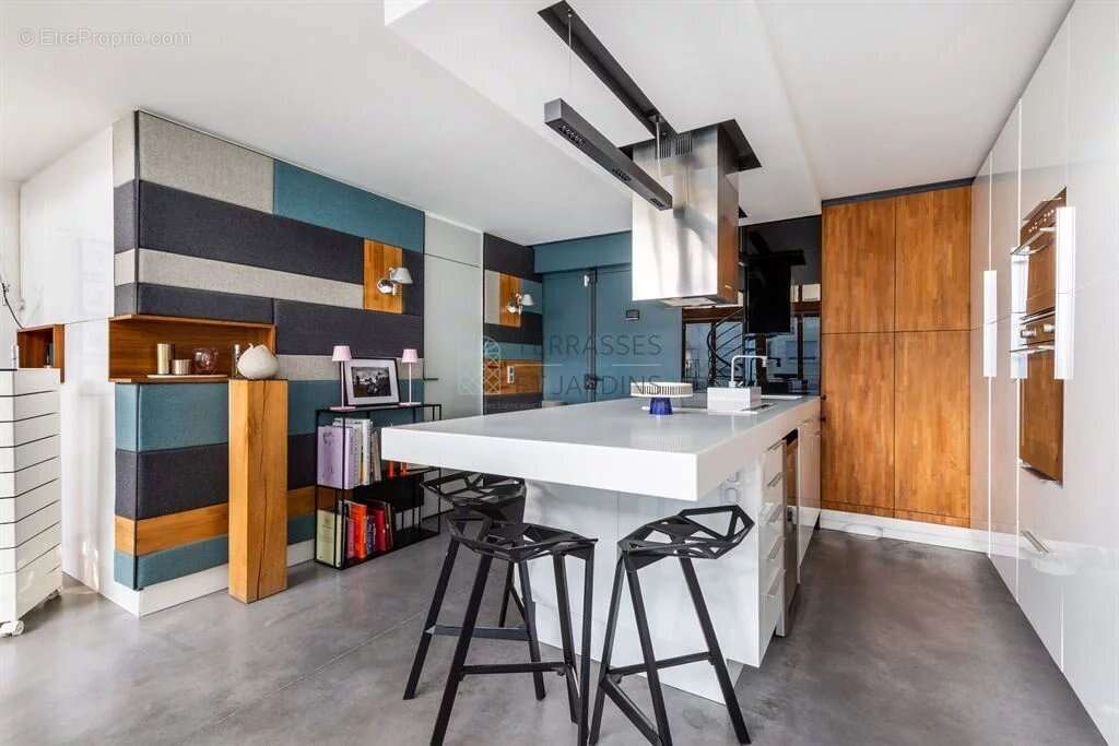 Appartement à IVRY-SUR-SEINE