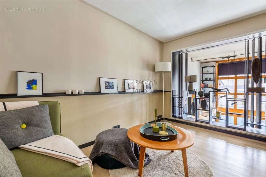 Appartement à IVRY-SUR-SEINE