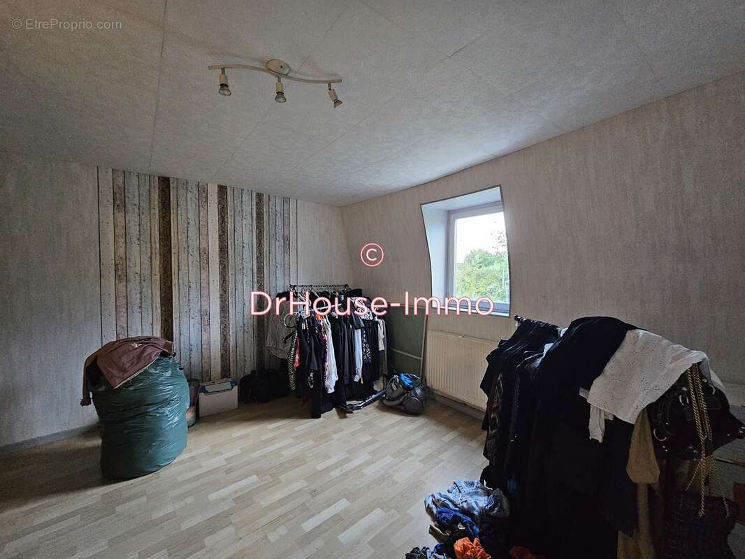 Maison à SAINT-AMAND-LES-EAUX