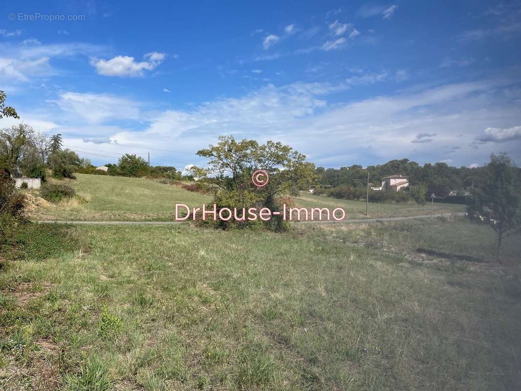 Terrain à ROUSSON