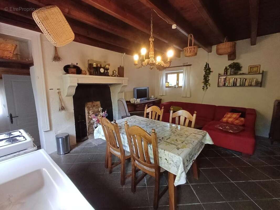 Maison à MAINSAT