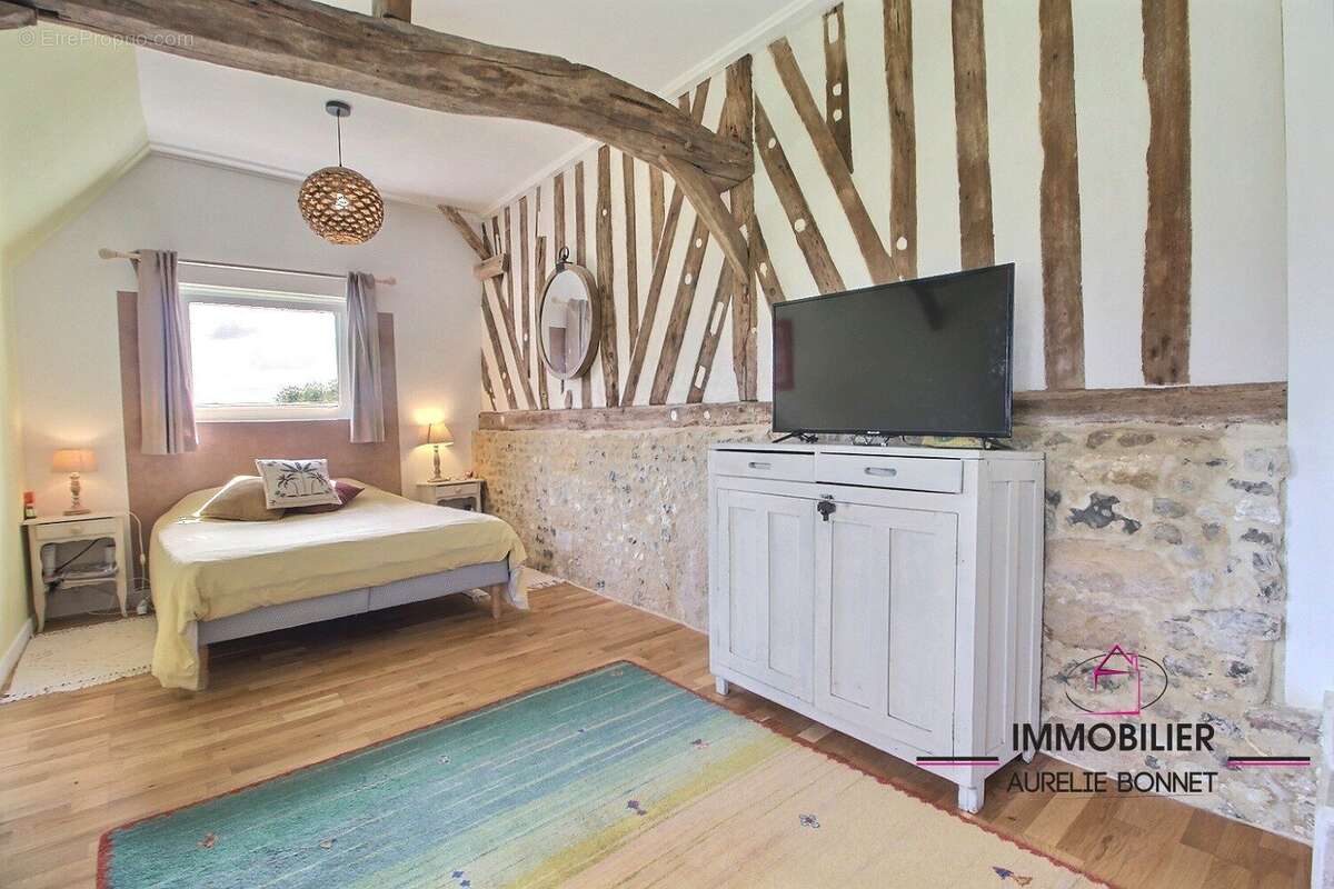 Maison à PONT-L'EVEQUE