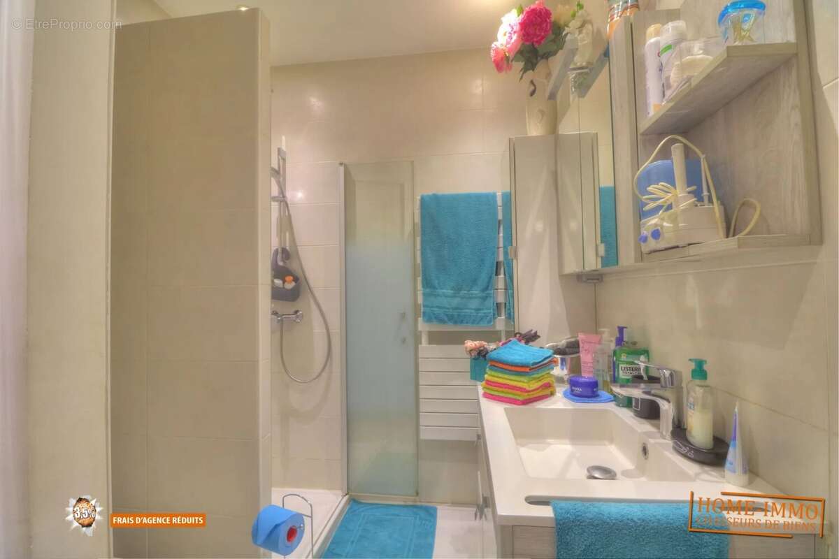 Appartement à VALLAURIS