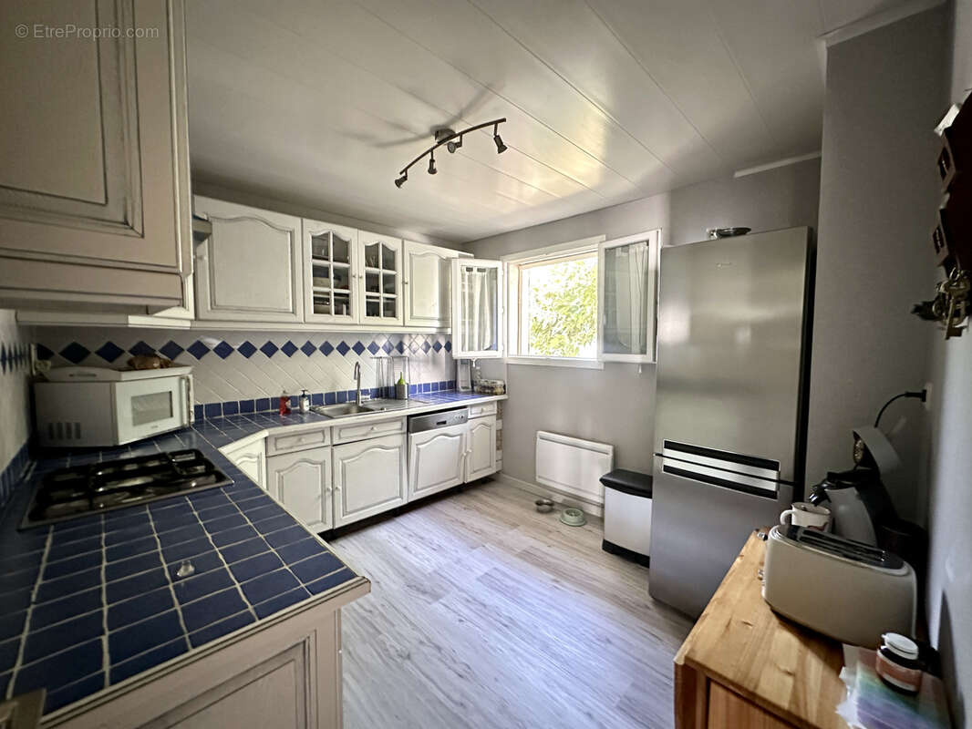 Maison à VILLEMOLAQUE