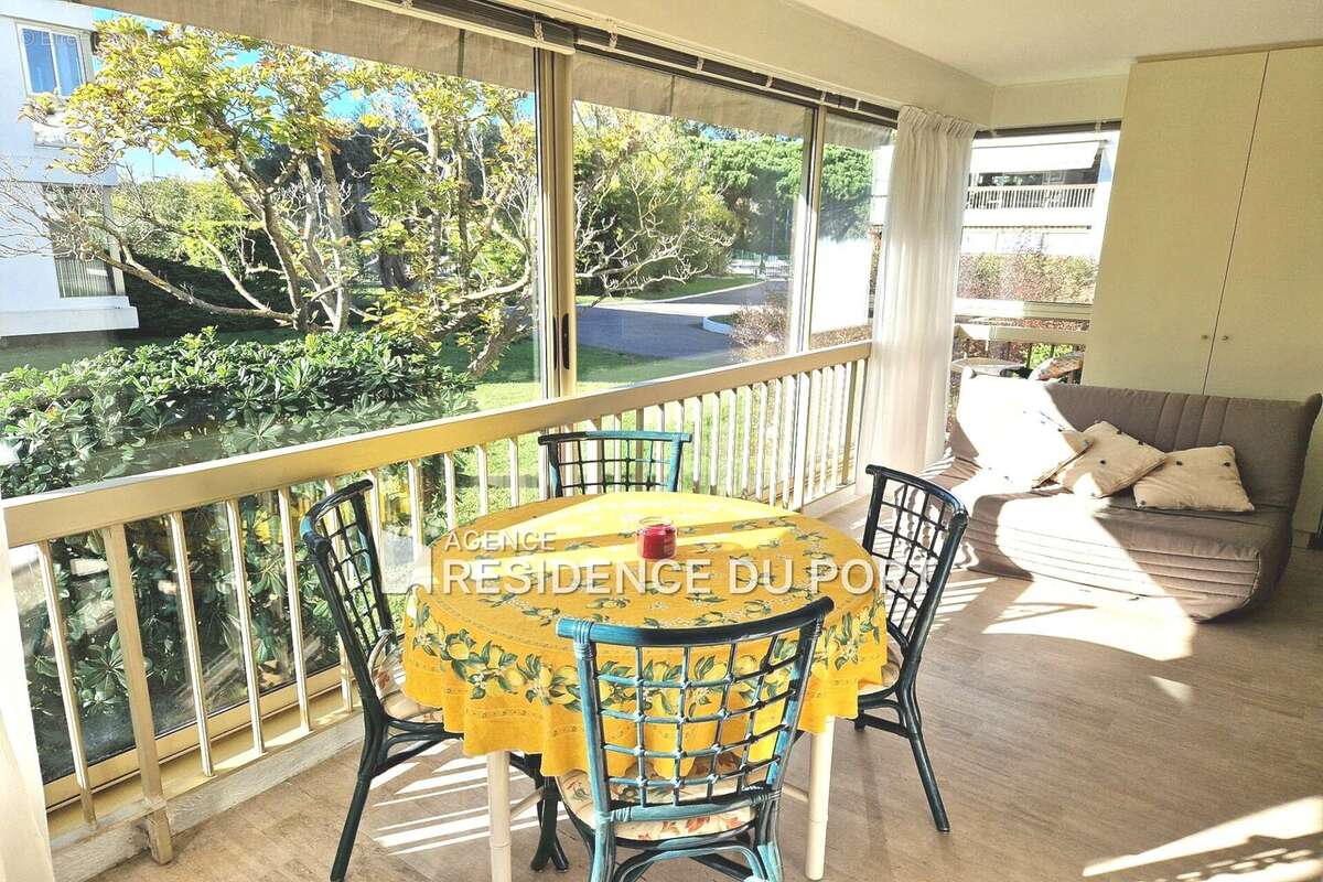 Appartement à MANDELIEU-LA-NAPOULE