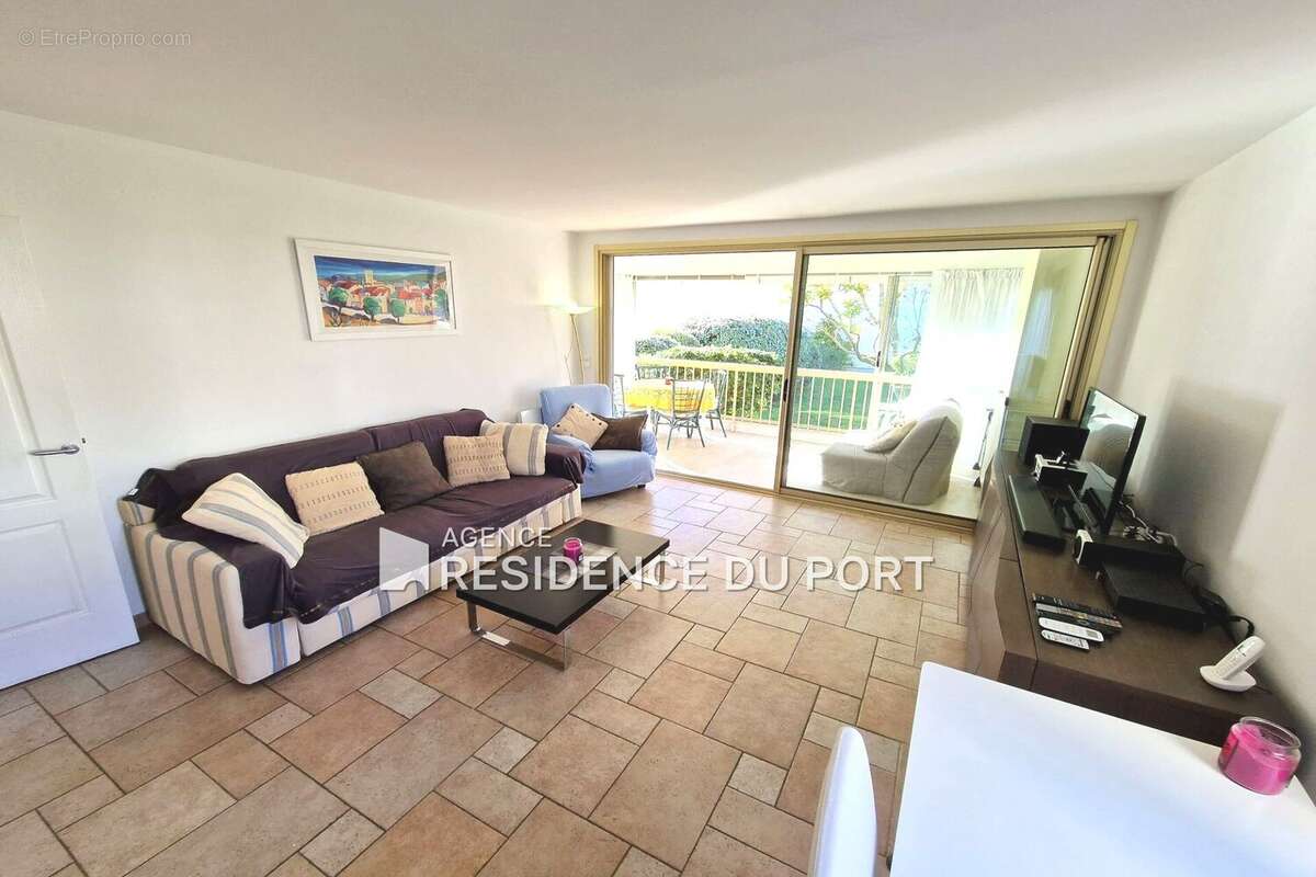 Appartement à MANDELIEU-LA-NAPOULE