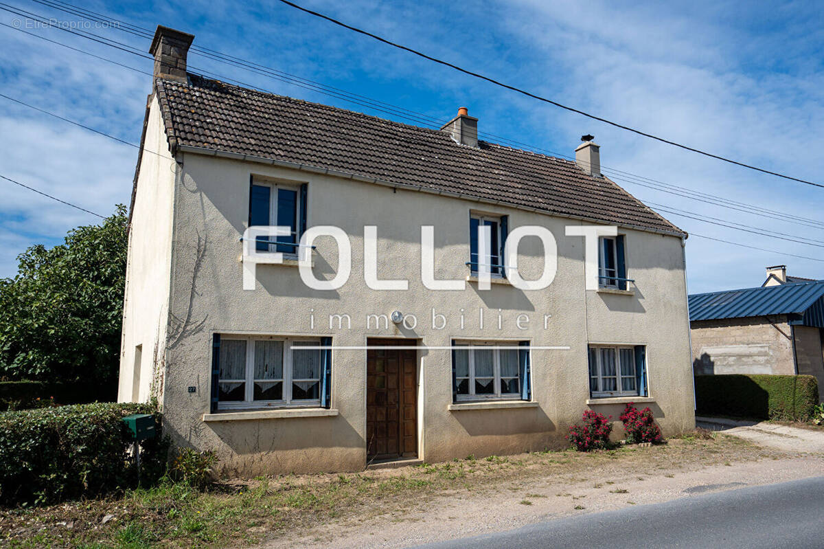 Maison à SURTAINVILLE