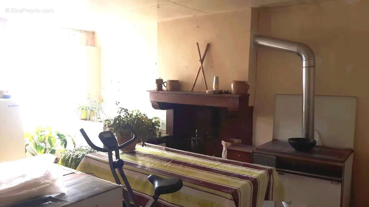 Maison à BUSSIERE-POITEVINE