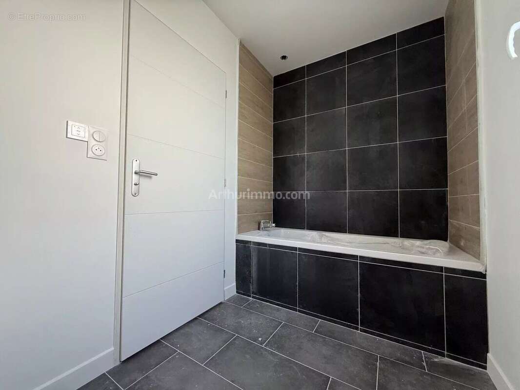 Maison à WARMERIVILLE