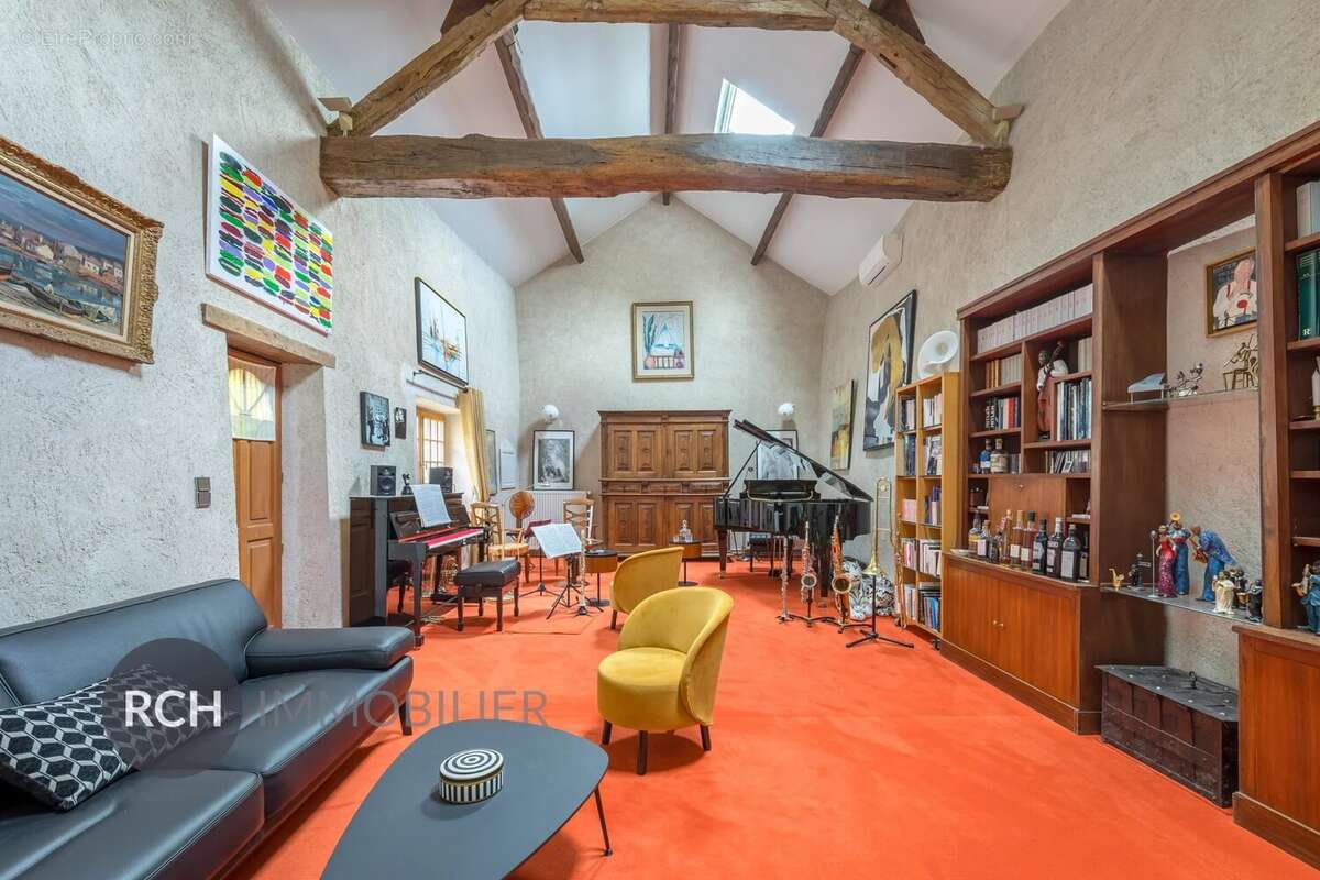 Maison à MONTFORT-L&#039;AMAURY