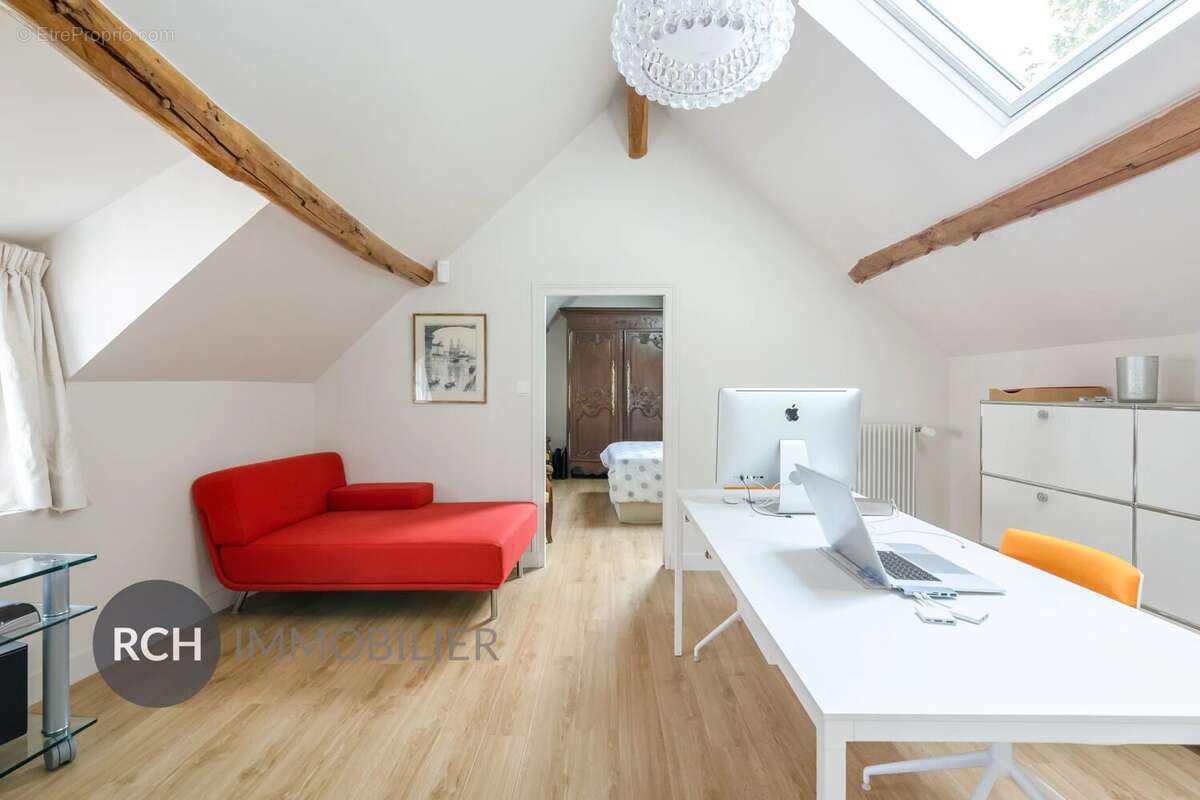 Maison à MONTFORT-L&#039;AMAURY