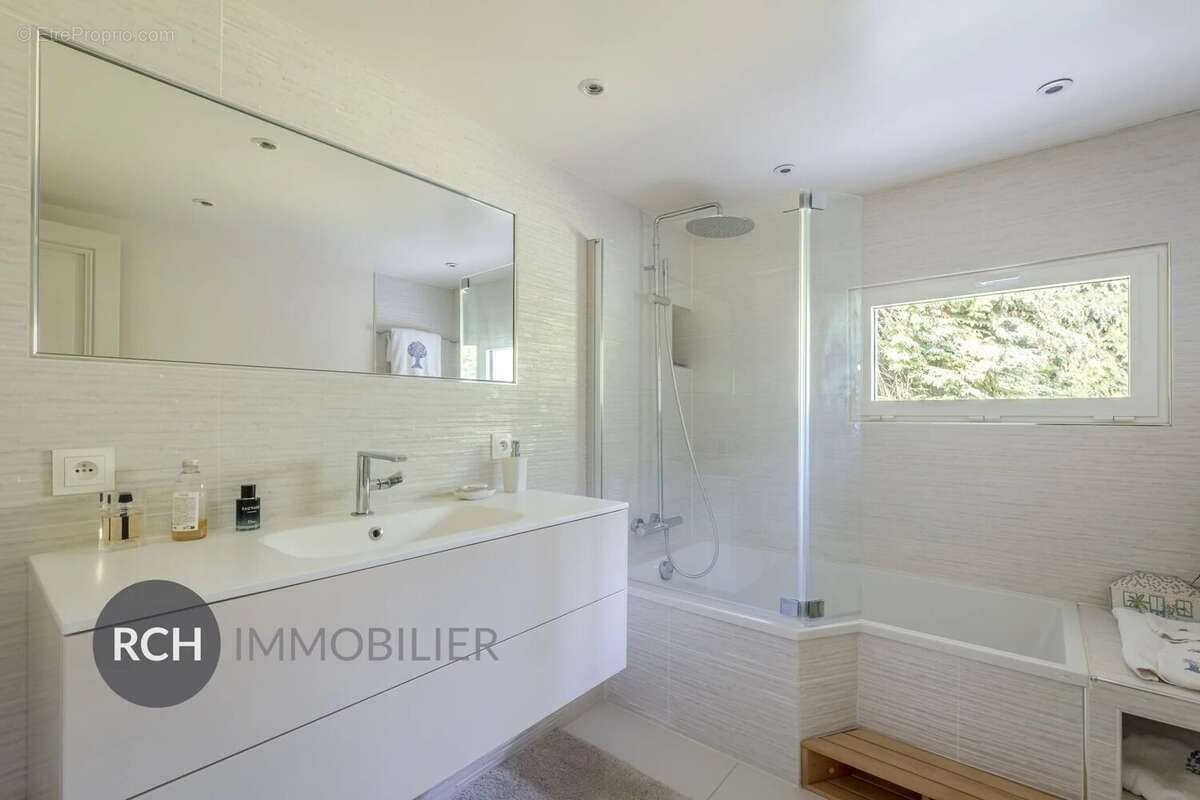 Maison à MONTFORT-L&#039;AMAURY