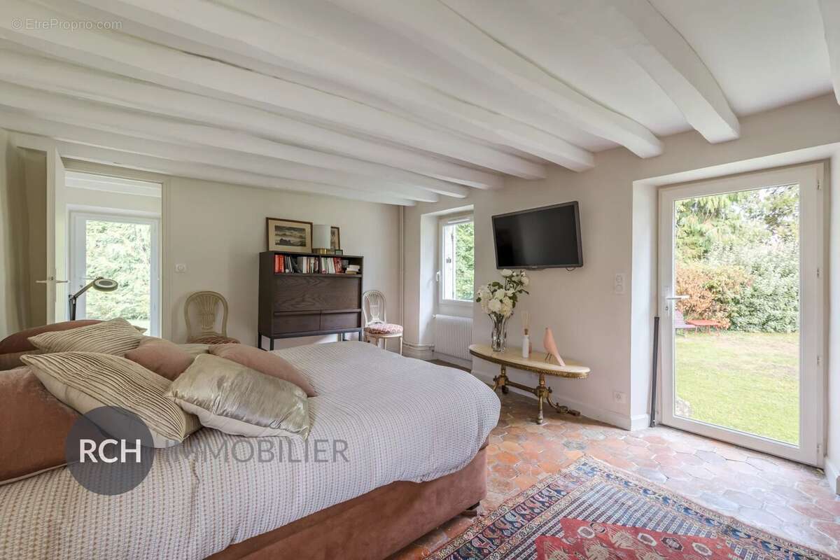 Maison à MONTFORT-L&#039;AMAURY