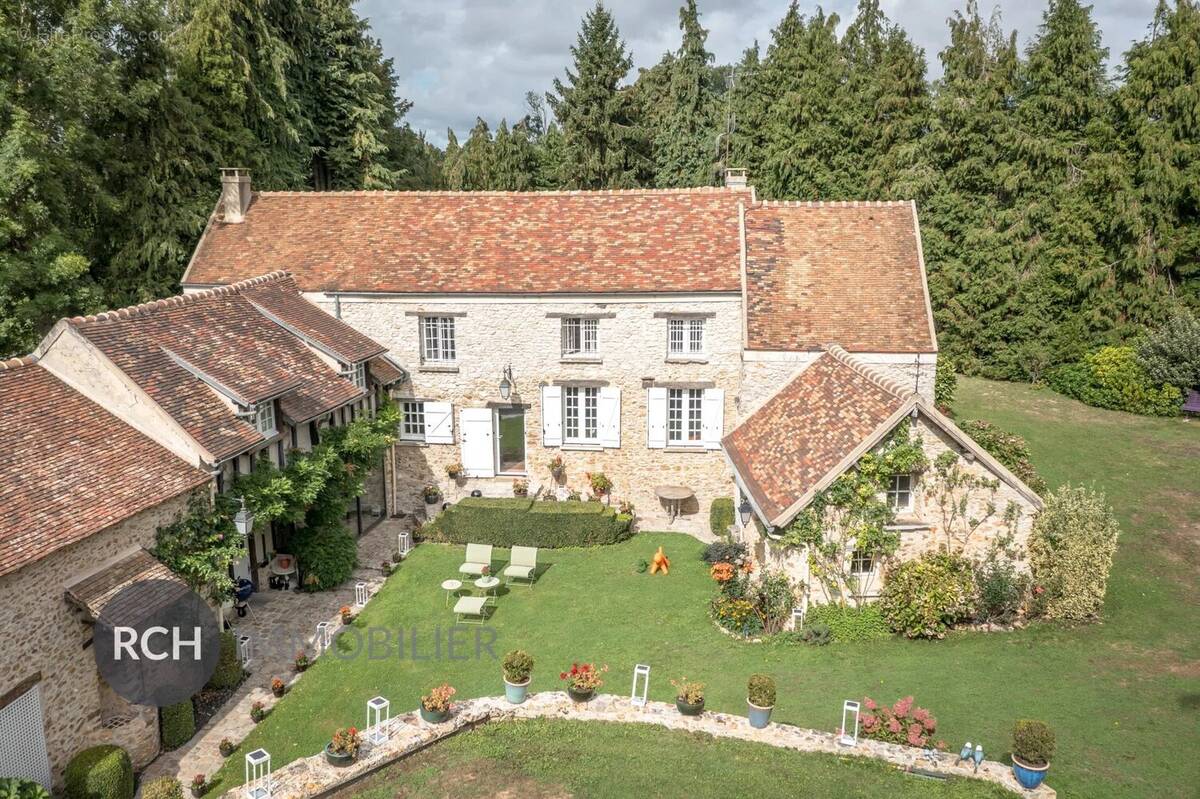Maison à MONTFORT-L&#039;AMAURY