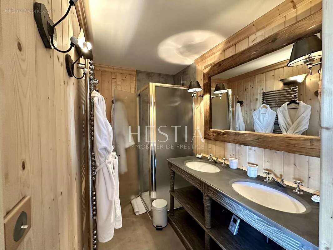 Maison à FONTCOUVERTE-LA-TOUSSUIRE