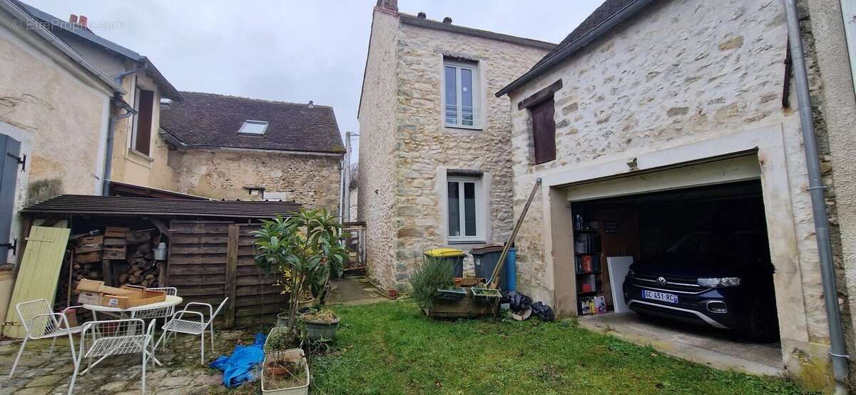 Maison à MORET-SUR-LOING