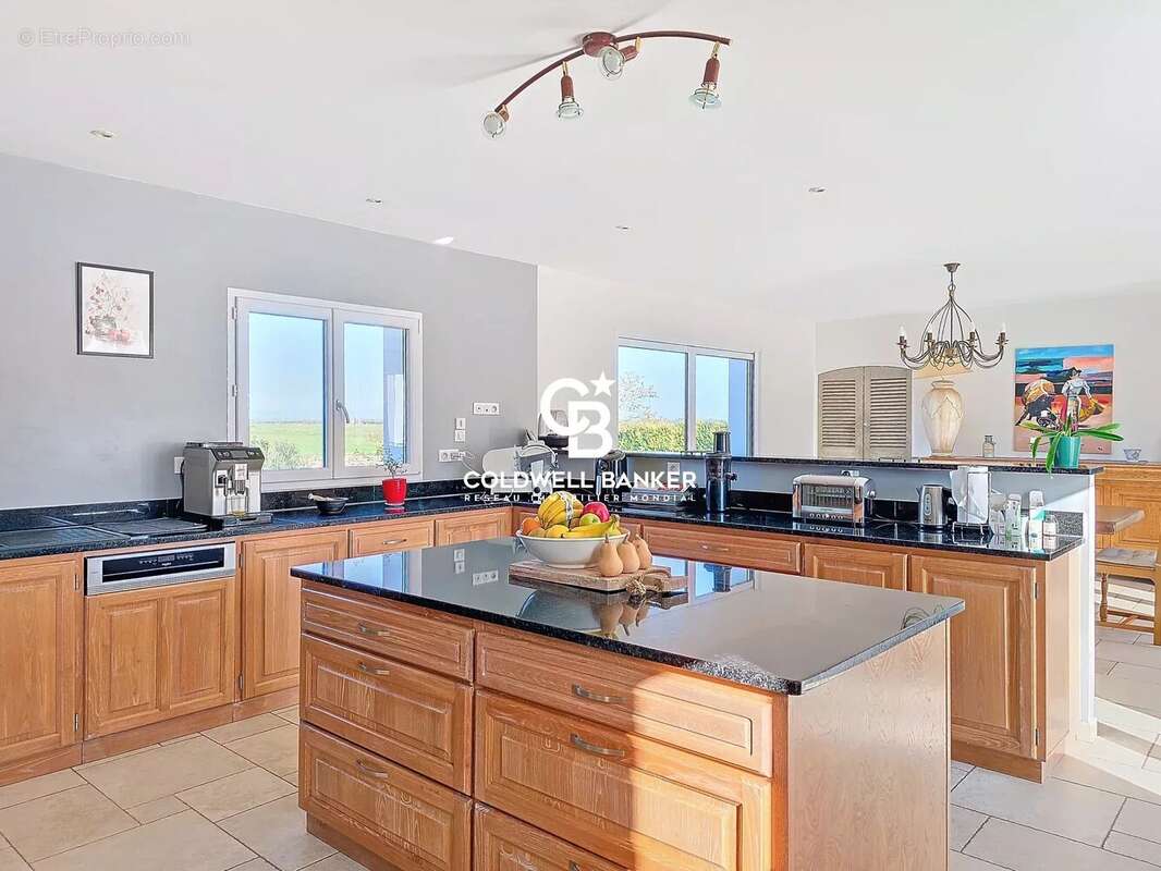 Maison à PUYRAVAULT