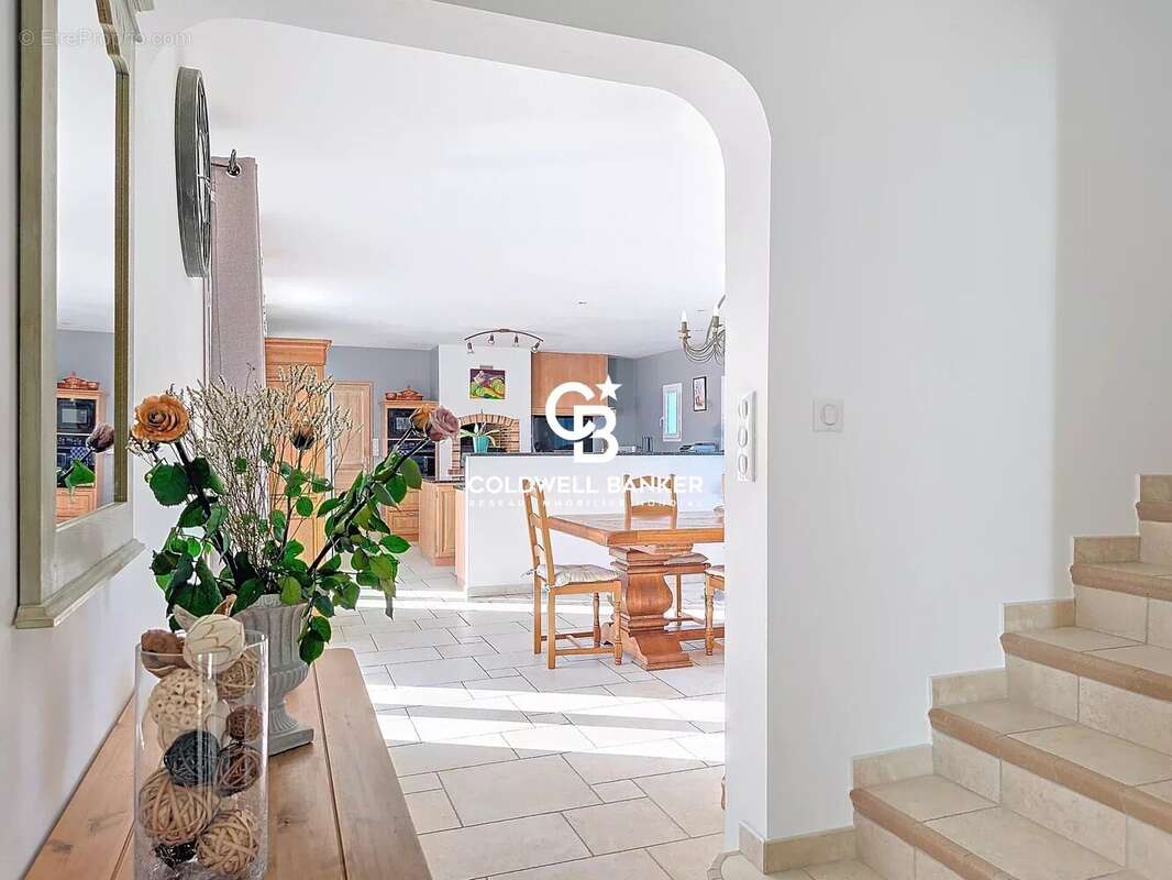 Maison à PUYRAVAULT