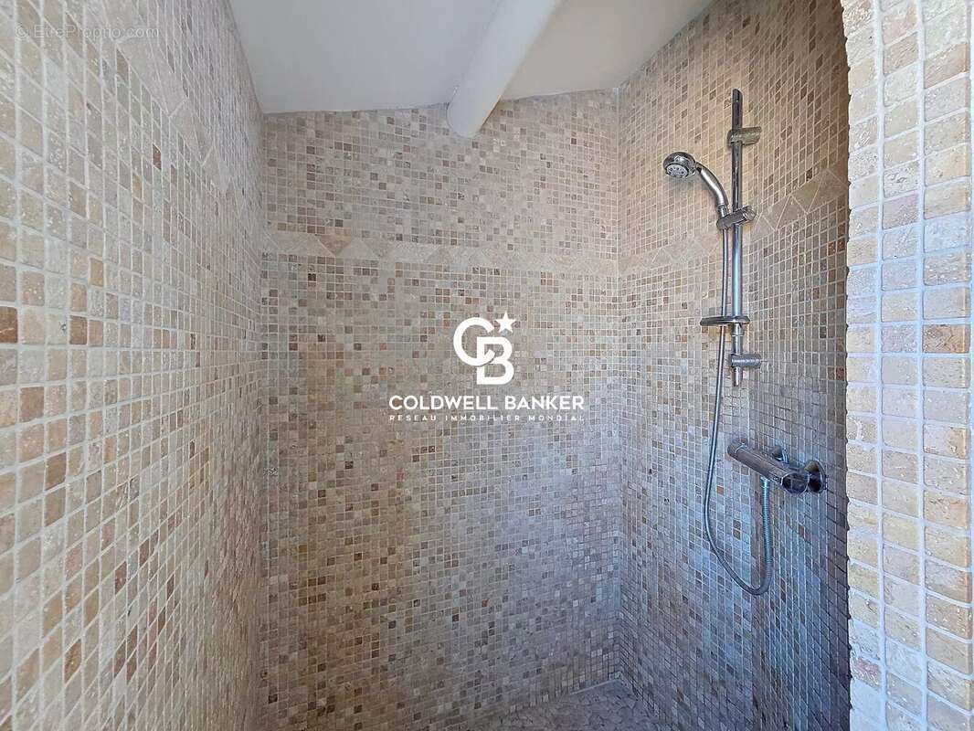 Maison à PUYRAVAULT