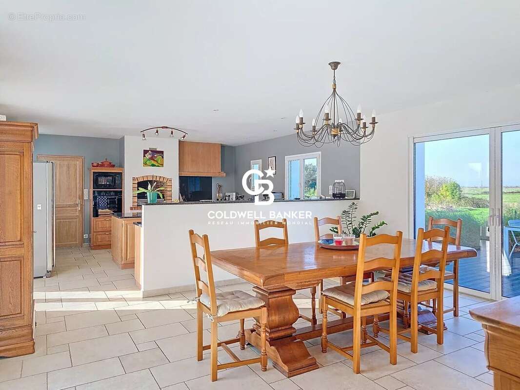 Maison à PUYRAVAULT