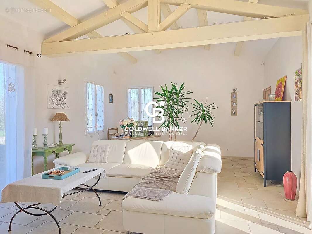 Maison à PUYRAVAULT