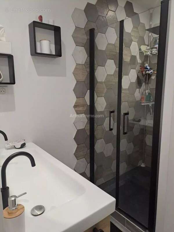 Appartement à SALERNES