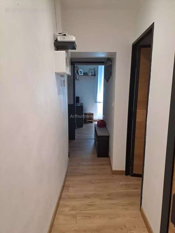 Appartement à SALERNES