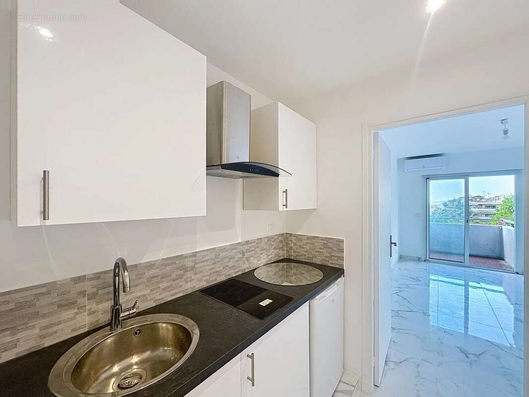 Appartement à LE CANNET