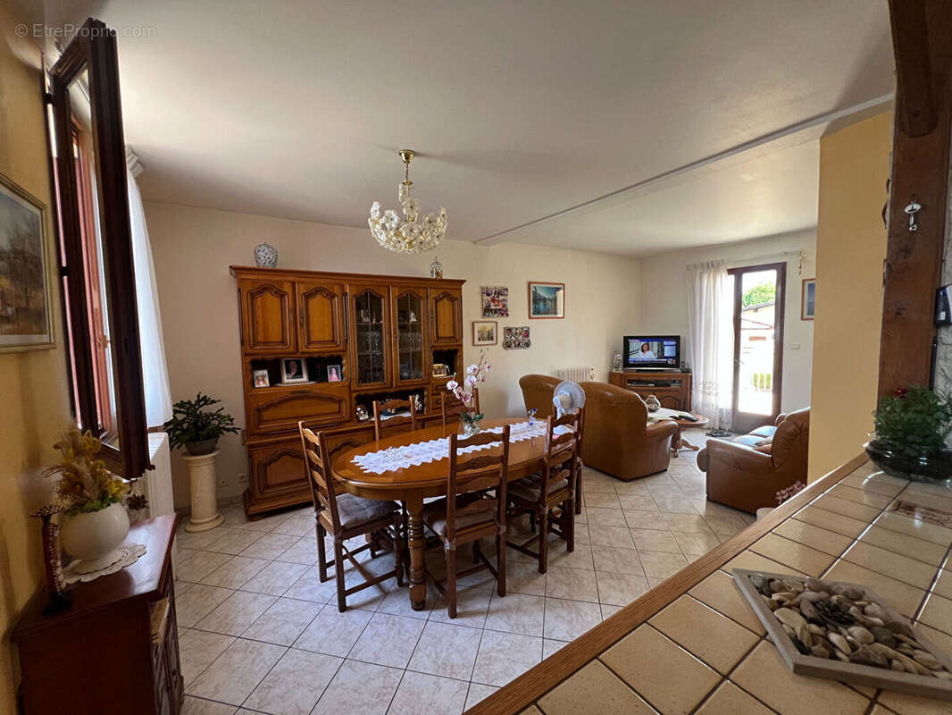 Maison à MITRY-MORY