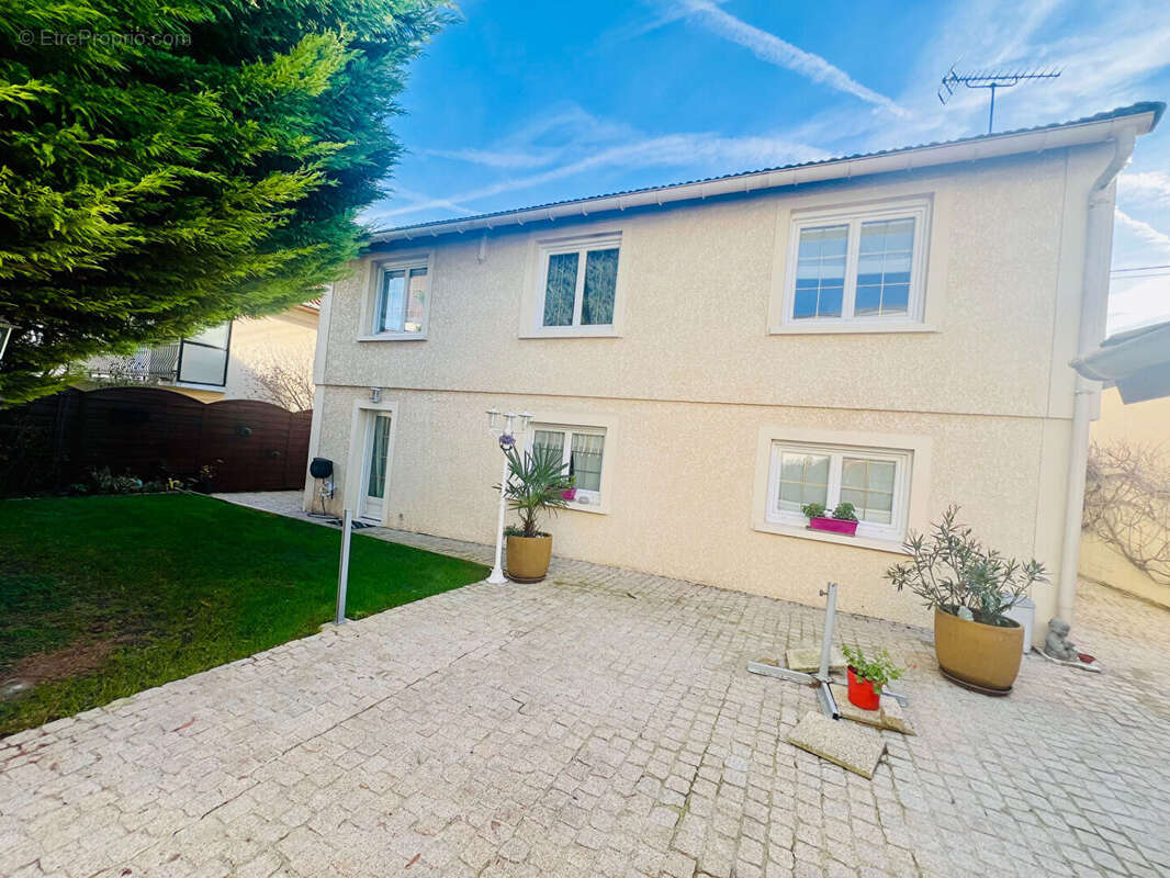 Maison à MITRY-MORY