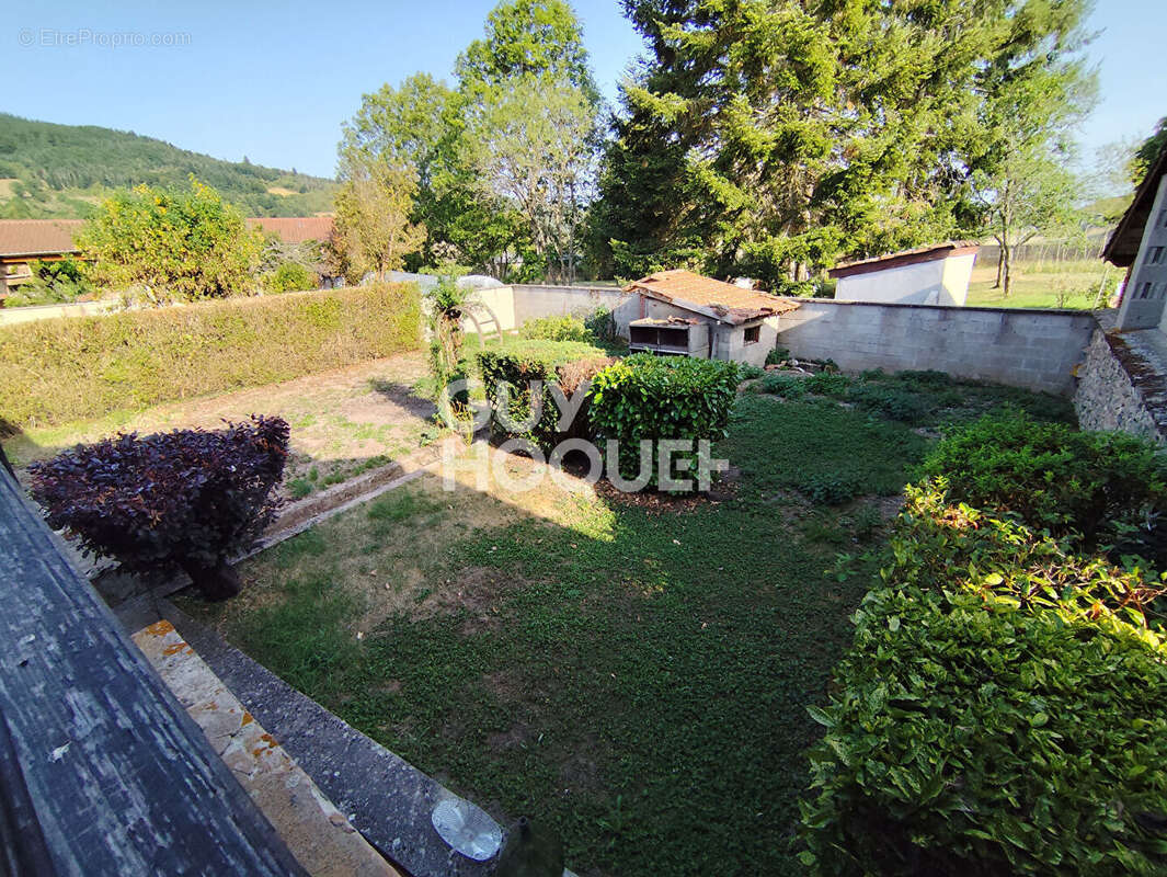 Maison à SAINT-JUST-EN-CHEVALET