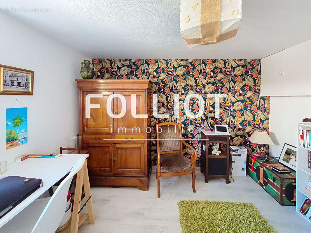 Maison à DONVILLE-LES-BAINS