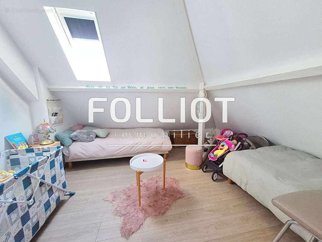 Maison à DONVILLE-LES-BAINS