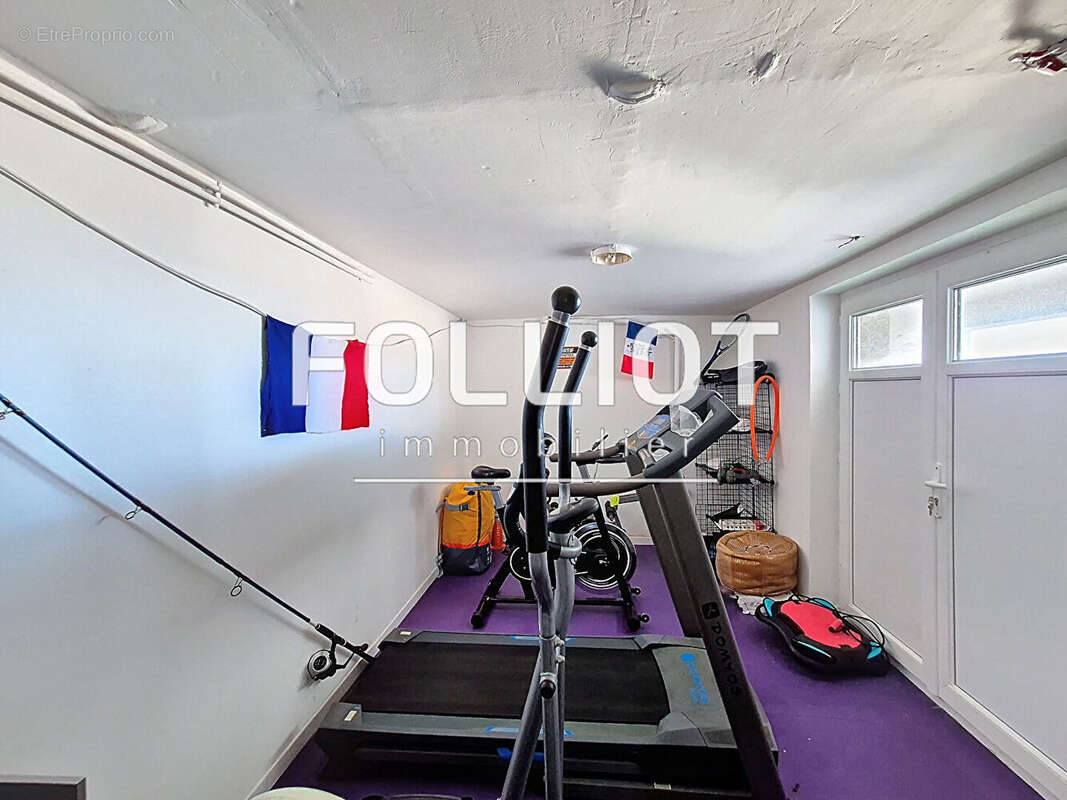 Maison à DONVILLE-LES-BAINS