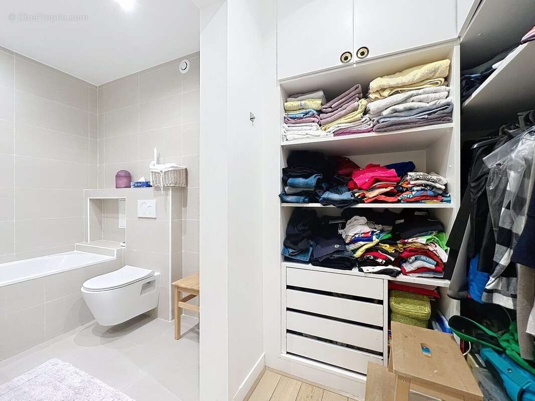 Appartement à GARCHES