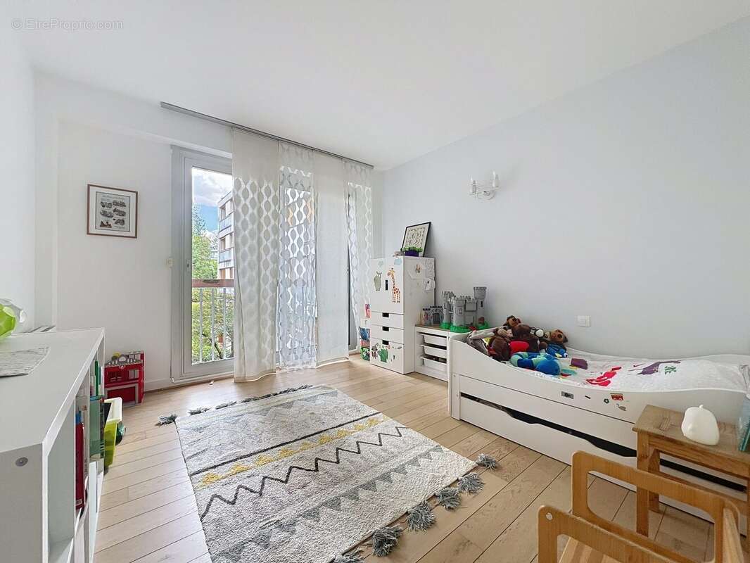 Appartement à GARCHES