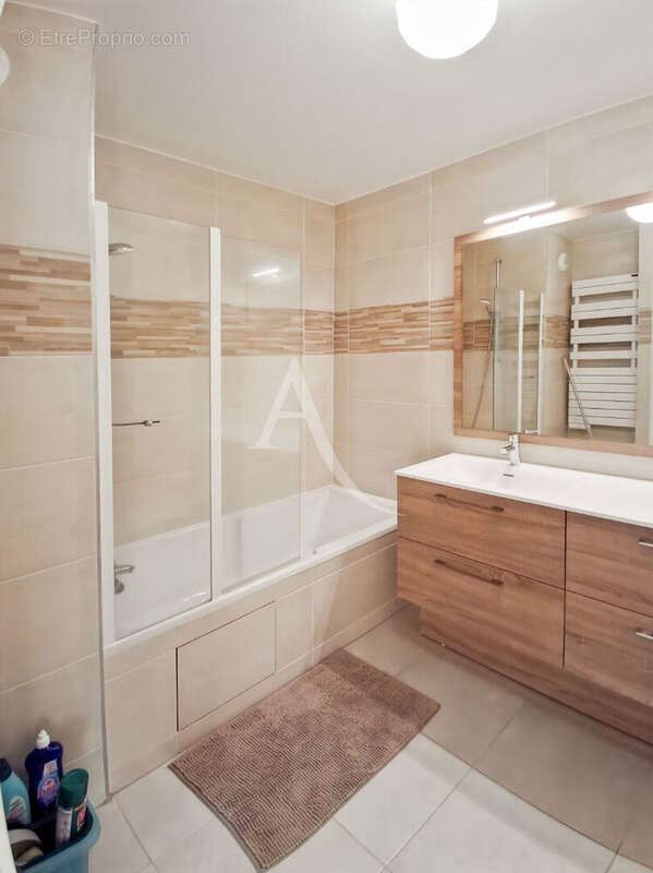 Appartement à SURESNES