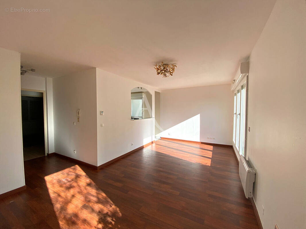 Appartement à GIF-SUR-YVETTE