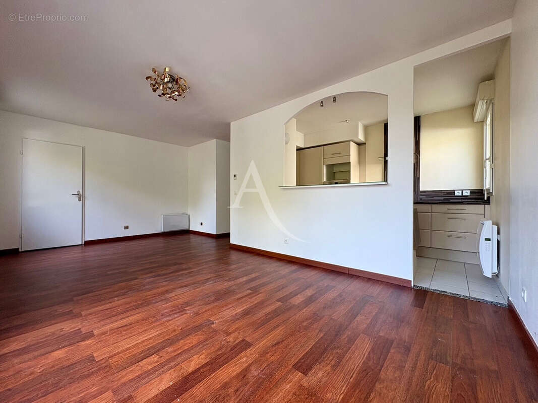 Appartement à GIF-SUR-YVETTE