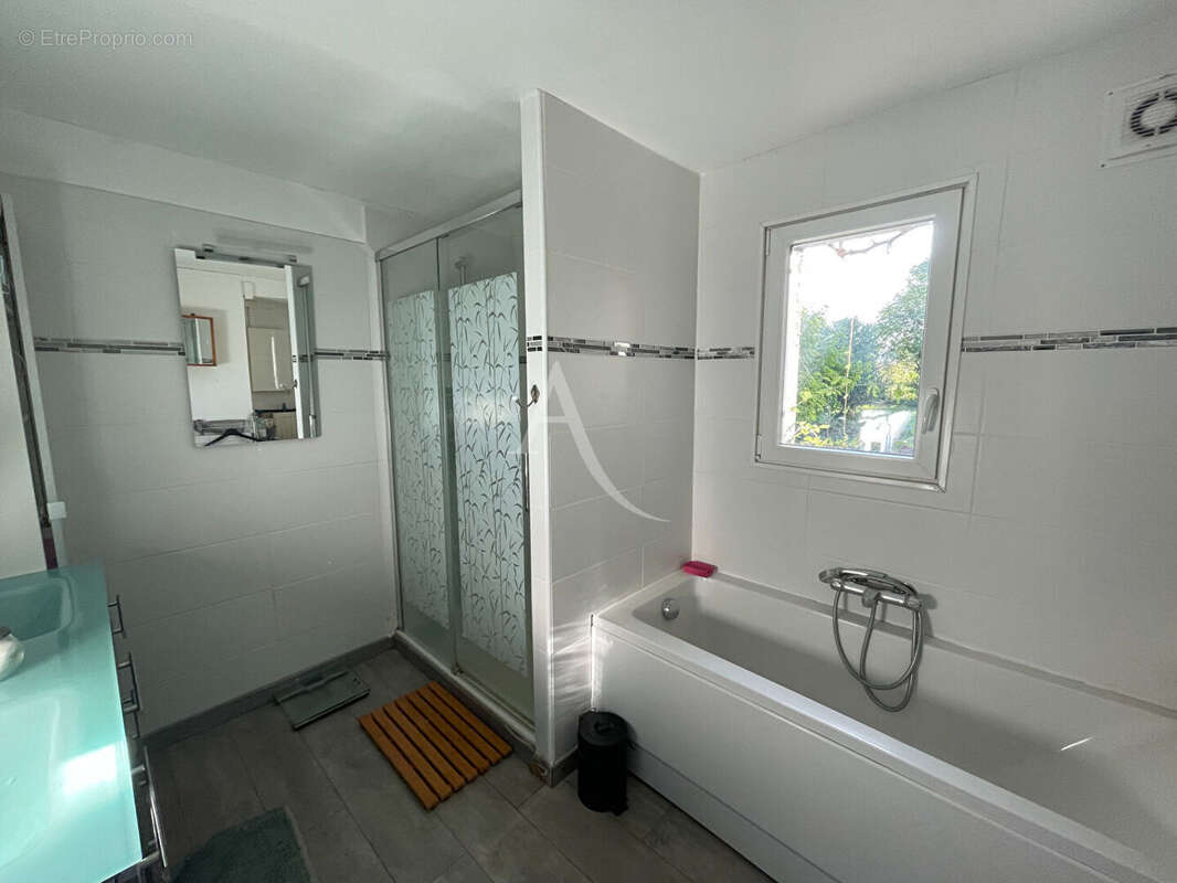 Maison à JUIGNE-SUR-LOIRE