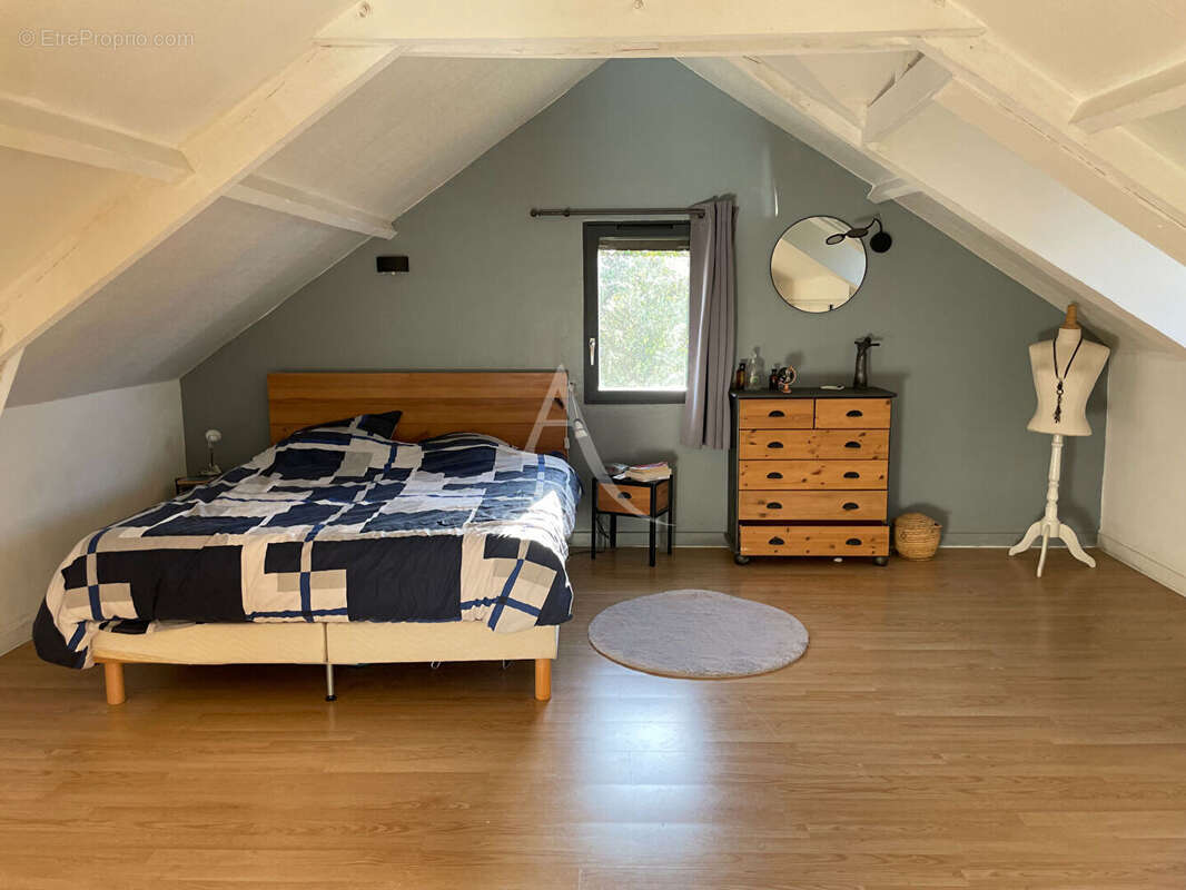 Maison à JUIGNE-SUR-LOIRE