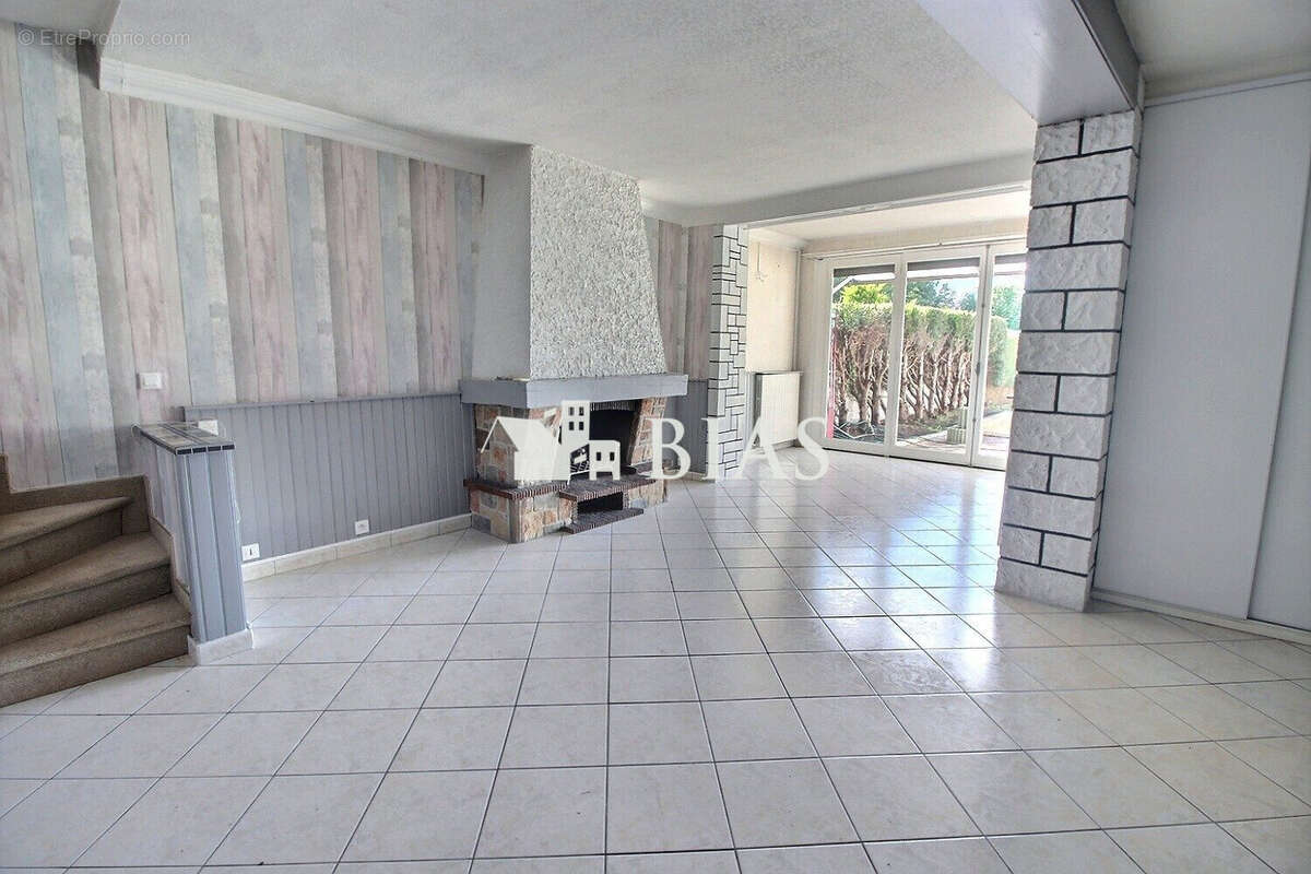 Maison à CAUDEBEC-LES-ELBEUF