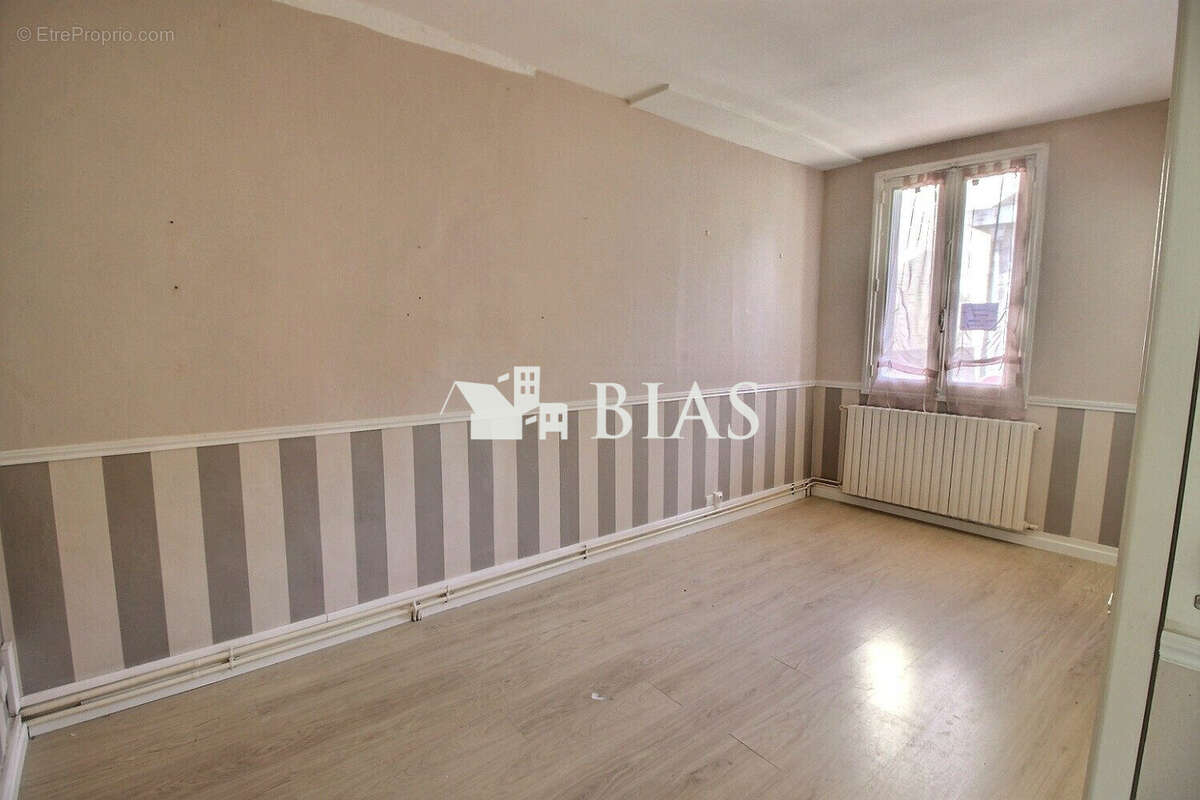 Maison à CAUDEBEC-LES-ELBEUF