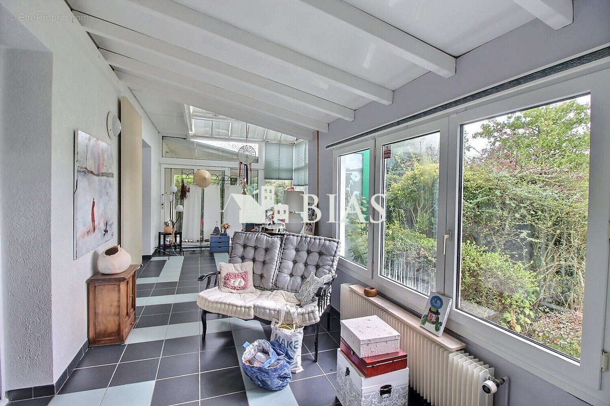 Maison à SAINT-PIERRE-DES-FLEURS