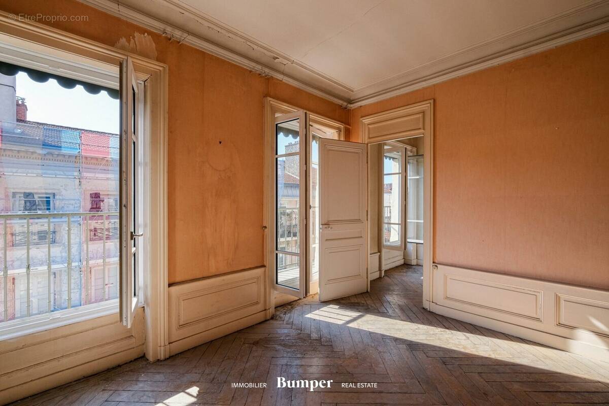 Appartement à LYON-6E