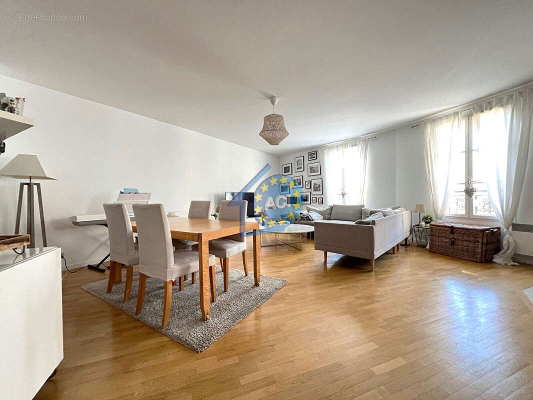 Appartement à MANTES-LA-JOLIE